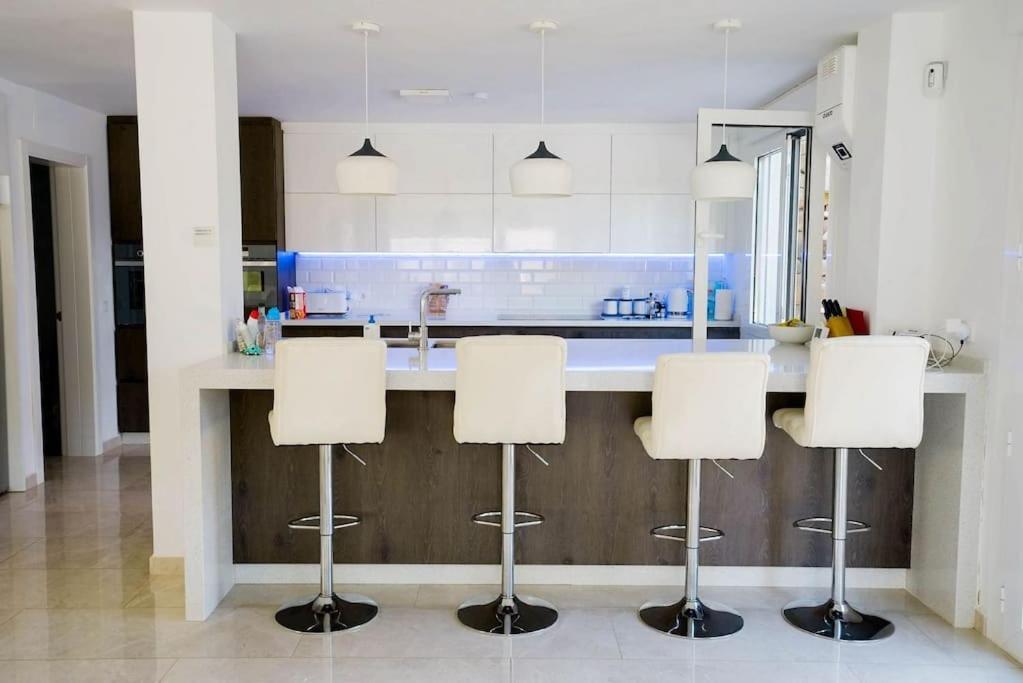 Fantastic Townhouse/ 4bed/4bath/ Puerto Banus Apartment Marbella